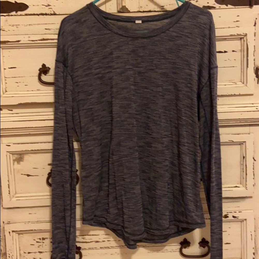 Lululemon long sleeve shirt